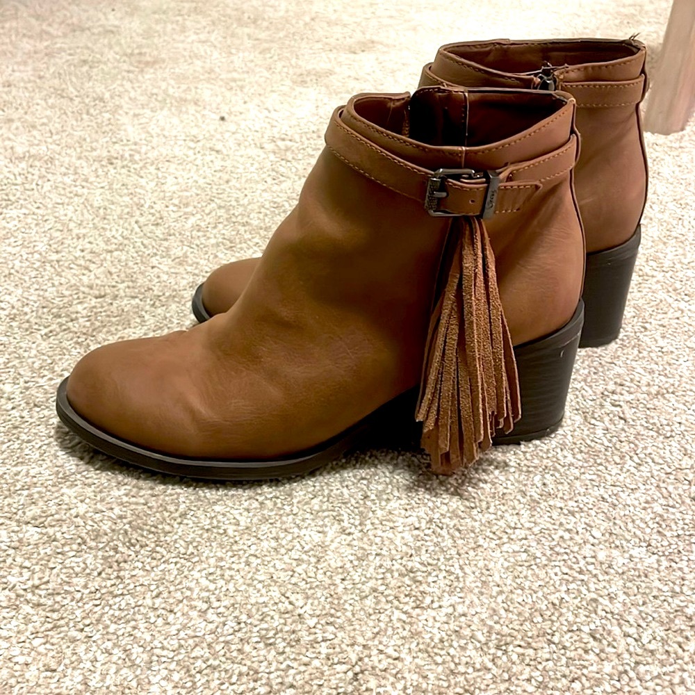 Brown boots size 8